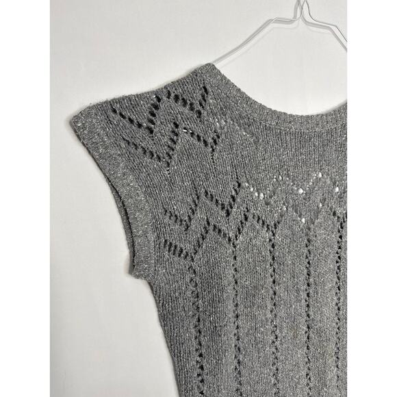 Vintage FaBE Silk & Angora mix, gray vest with a deep V on the back size Large - Picture 5 of 12